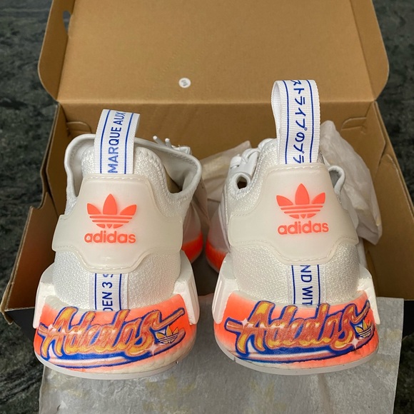 Adidas NMD R1 - Picture 2 of 4